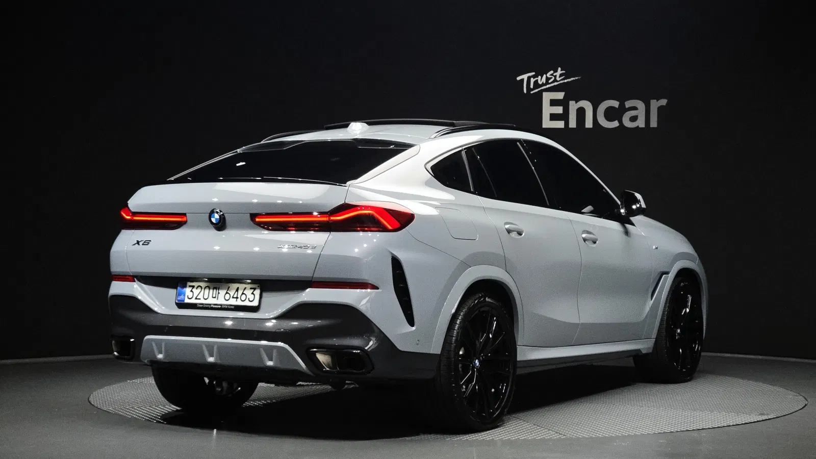 BMW X6 (G06) xDrive40d M Sport Pro 2026 — photo 1 sur 36