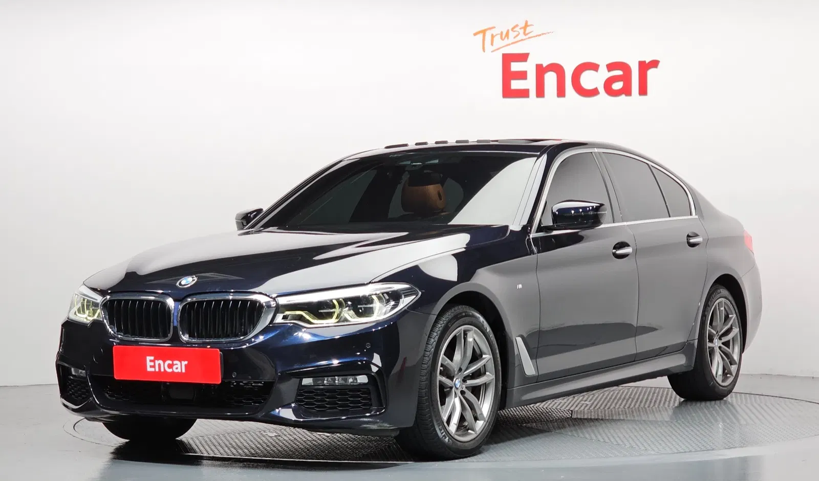 BMW Série 5 (G30) 520d xDrive M Sport 2018 — photo 1 sur 26