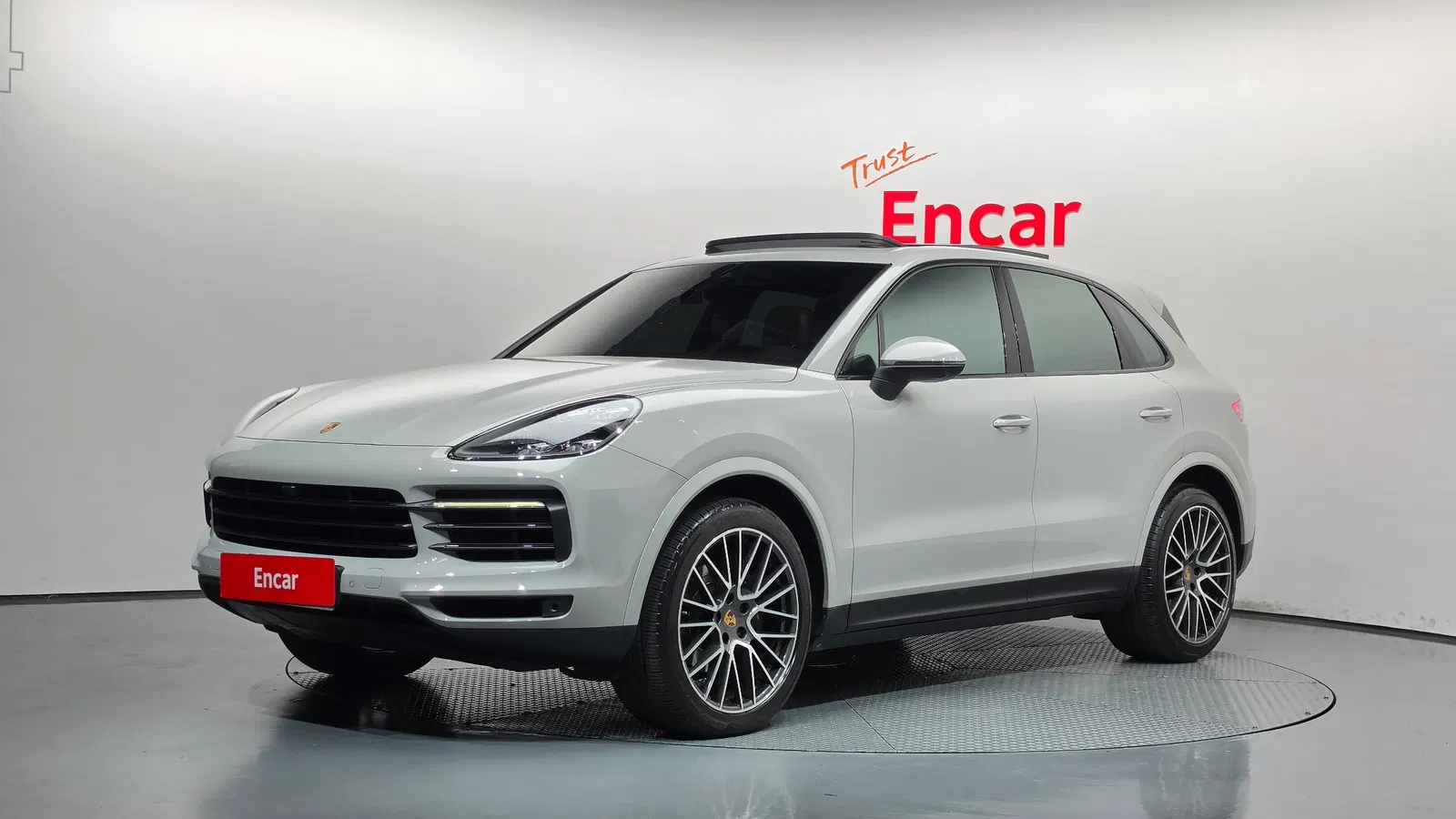 Porsche Cayenne (PO536) 3.0 2021 — photo 1 sur 36