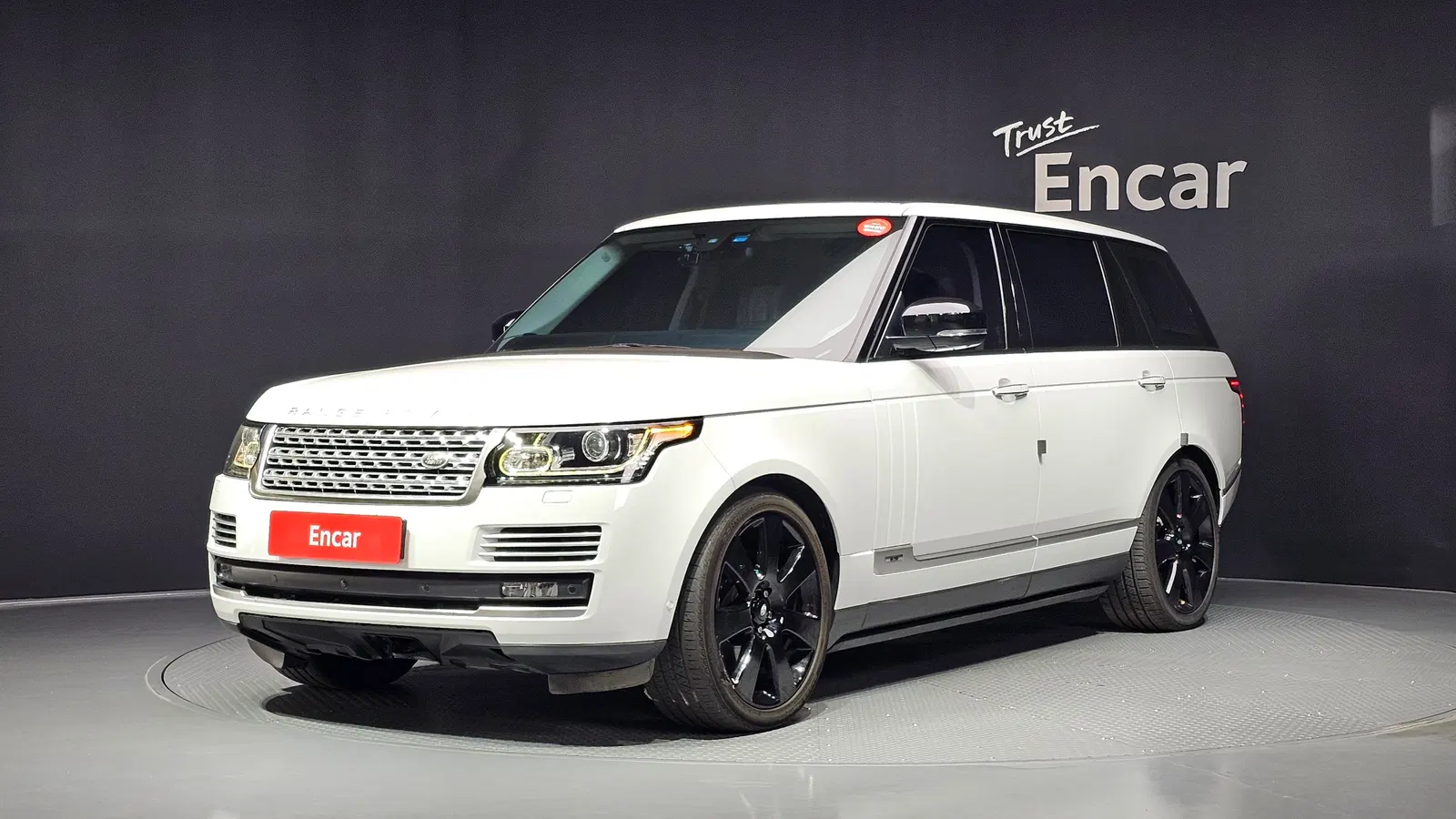 Land Rover Range Rover 4e génération 5.0 SC AB LWB 2016 — photo 1 sur 26