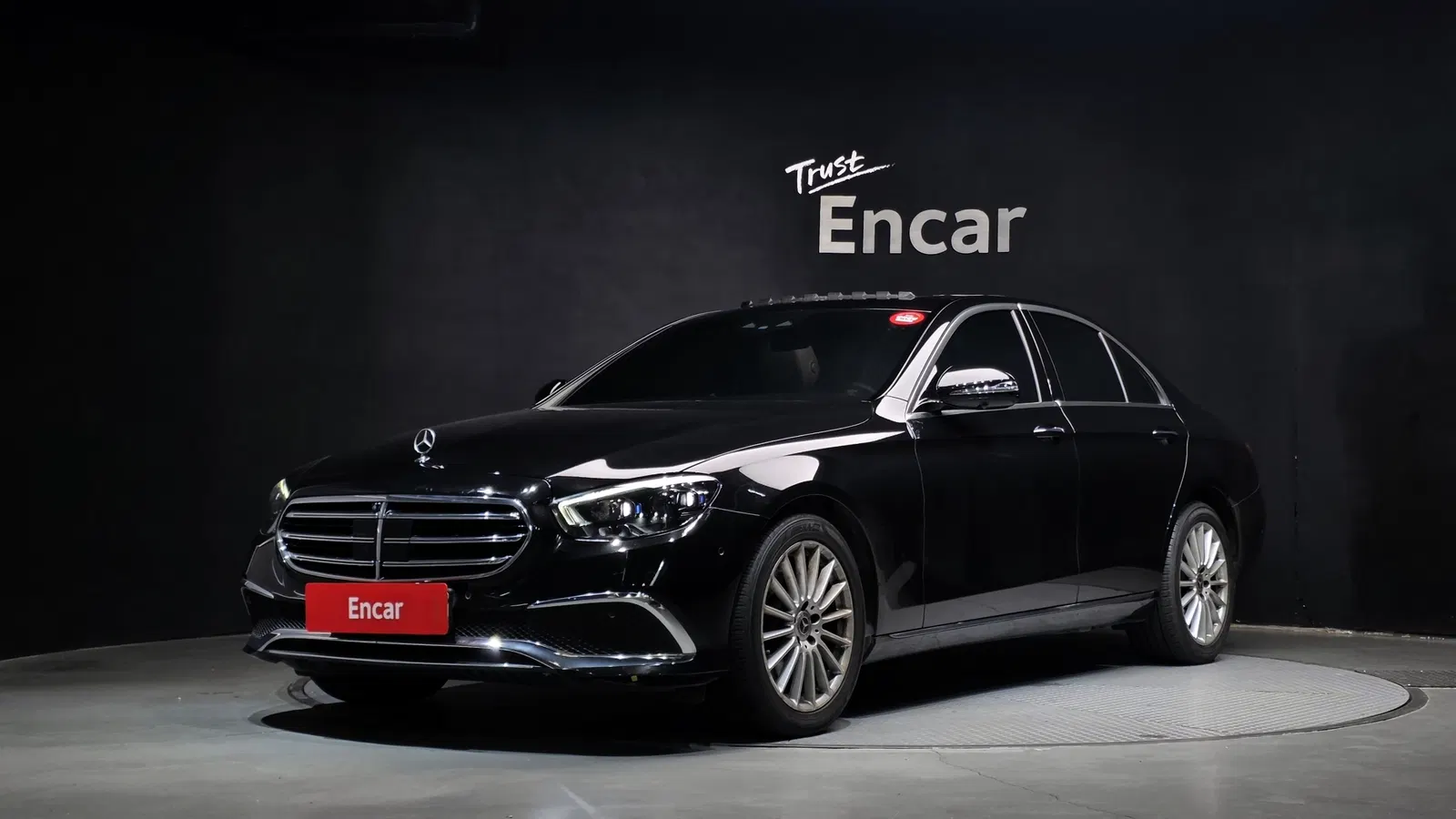 Mercedes-Benz Classe E E250 Exclusive (W213) 2022 — photo 1 sur 33
