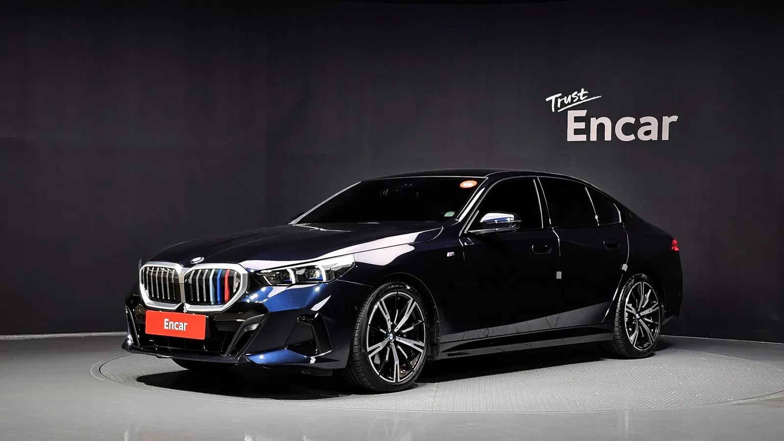 BMW Série 5 (G60) 530i xDrive M Sport 2025 — photo 1 sur 41