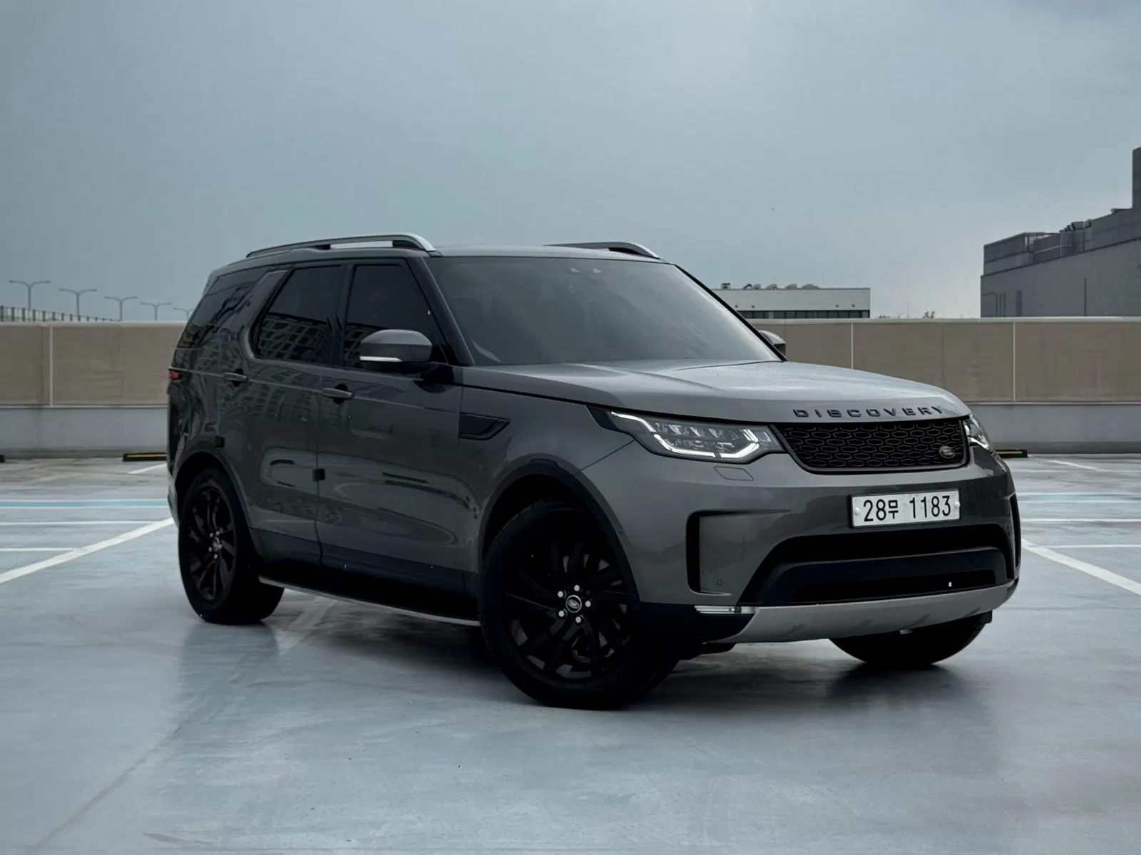Land Rover Discovery 5 3.0 TD6 HSE 2017 — photo 1 sur 26