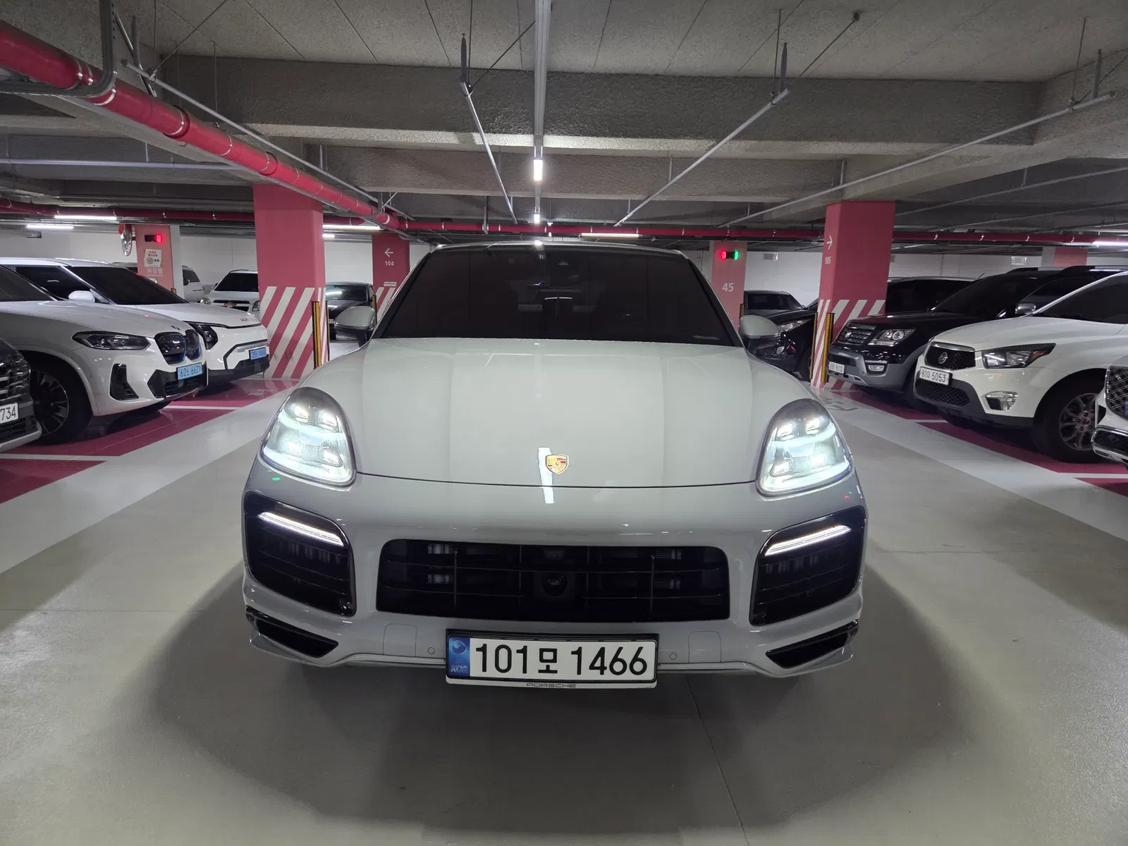 Porsche Cayenne (PO536) 3.0 Coupé Platinum Edition 2023 — photo 1 sur 26