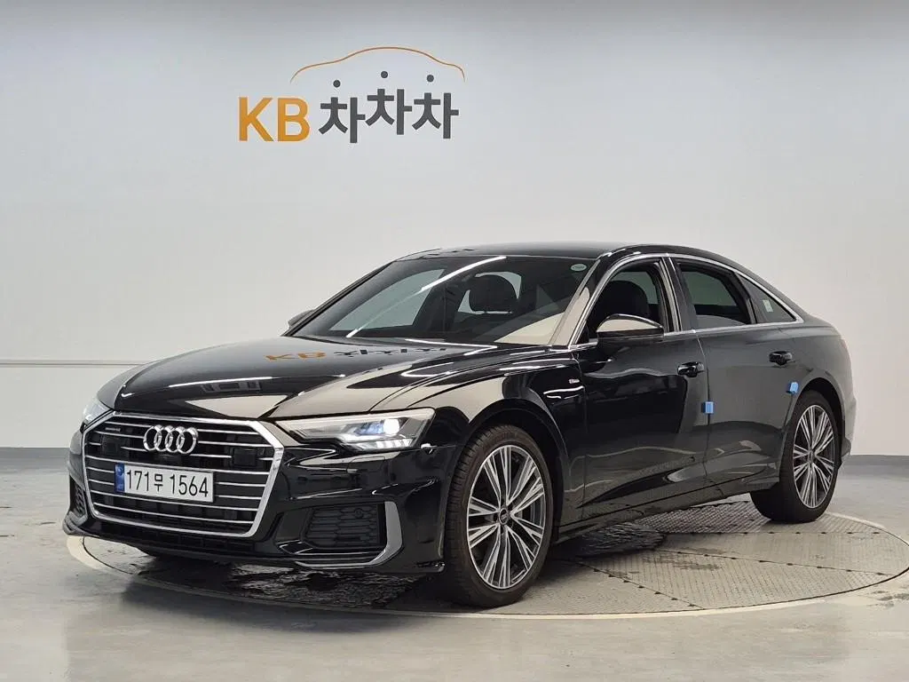 Audi A6 (C8) 45 TFSI Quattro Premium 2023 — photo 1 sur 25