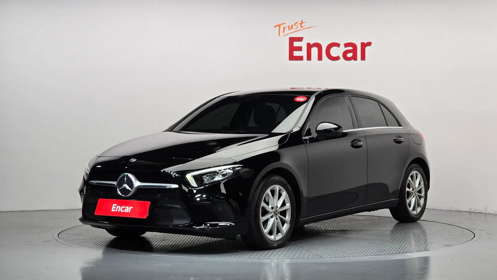 Mercedes-Benz Classe A A220 5 portes (W177) 2019 — photo 1 sur 20