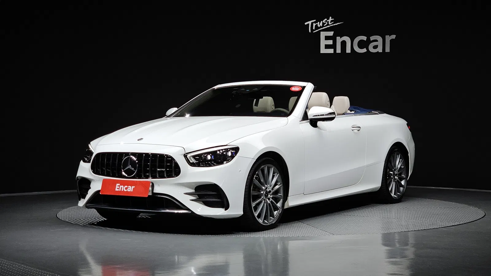 Mercedes-Benz Classe E E450 4MATIC Cabriolet (W213) 2021 — photo 1 sur 33