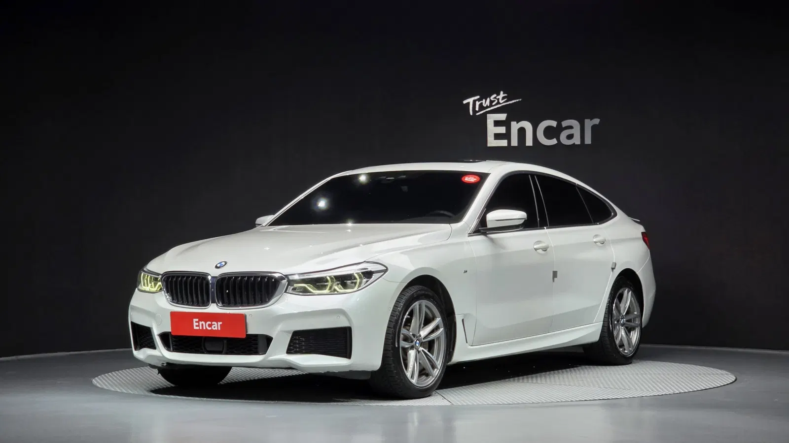 BMW Série 6 GT (G32) 620d xDrive M Sport 2020 — photo 1 sur 37