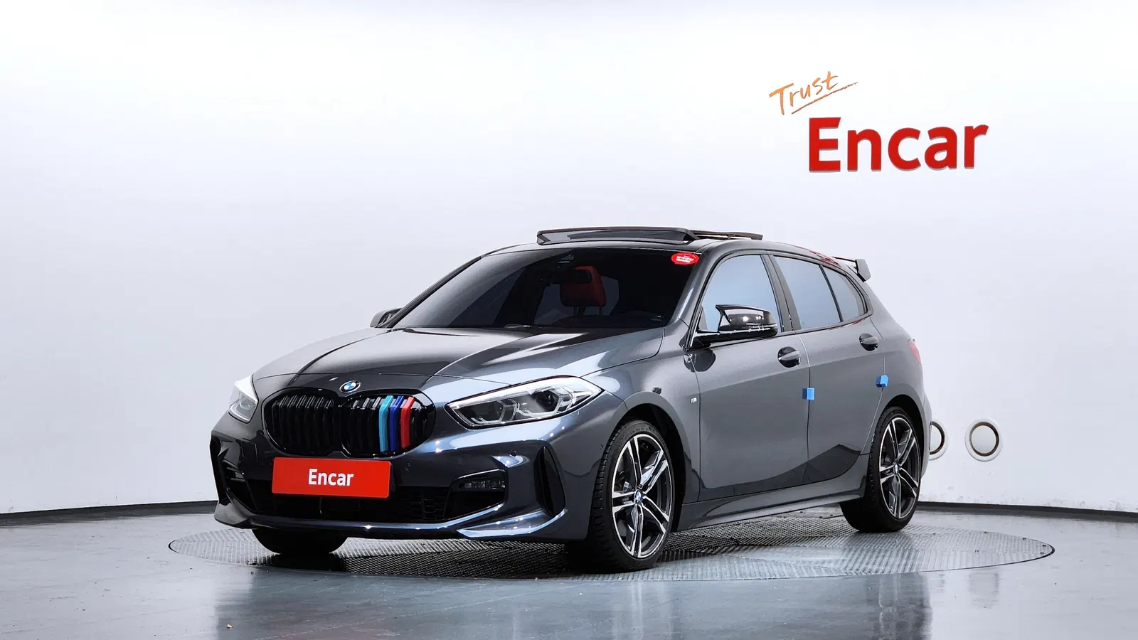 BMW Série 1 (F40) 120i M Sport 2021 — photo 1 sur 47
