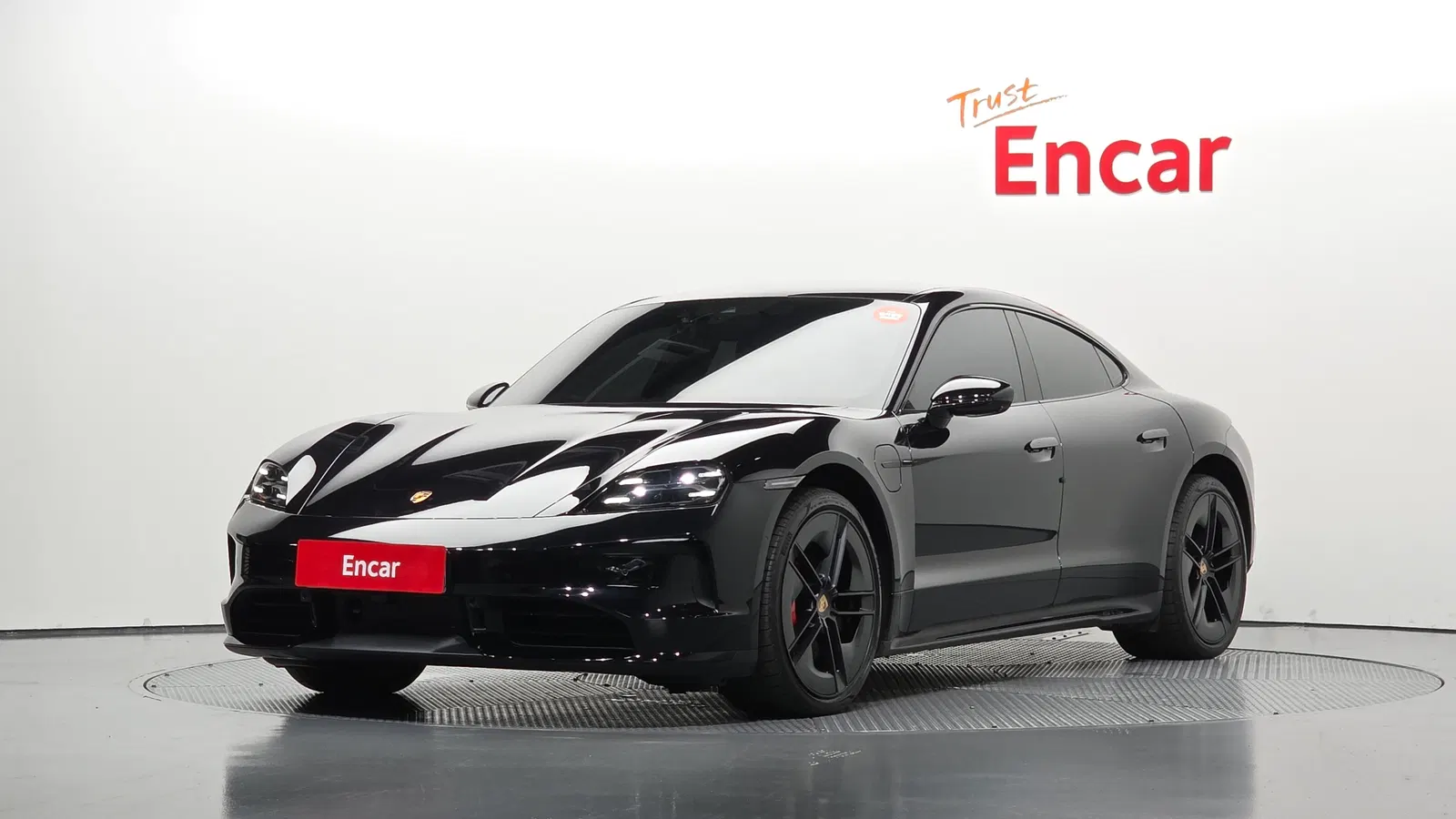 Porsche Taycan GTS 2025 — photo 1 sur 26