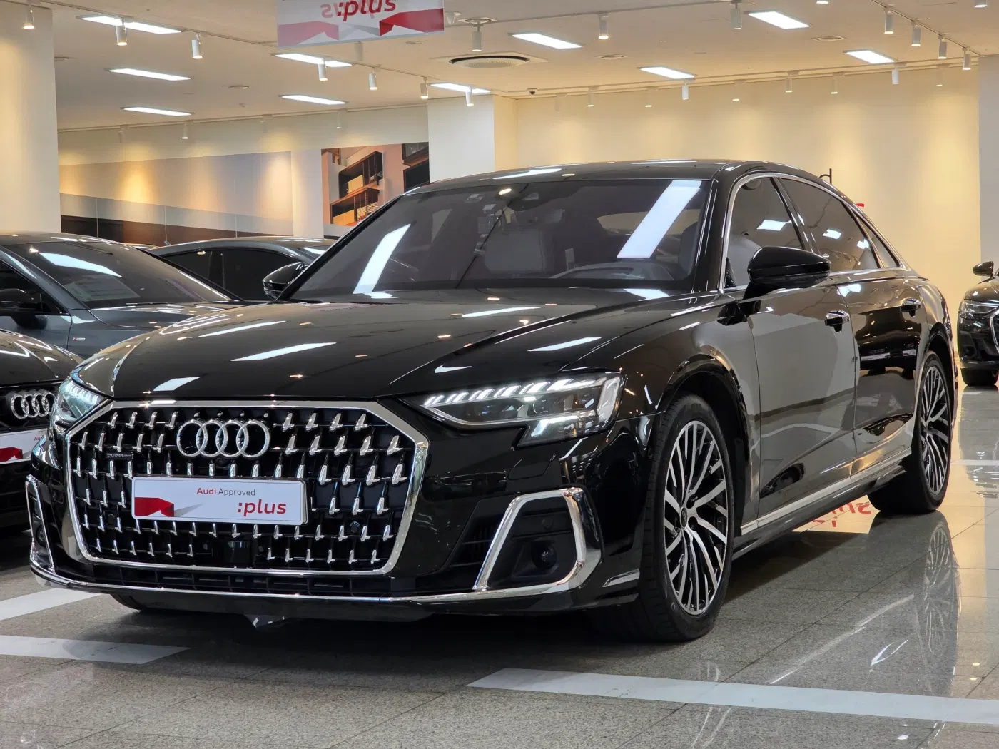 Audi A8 (D5) 60 TFSI Quattro LWB 2023 — photo 1 sur 26