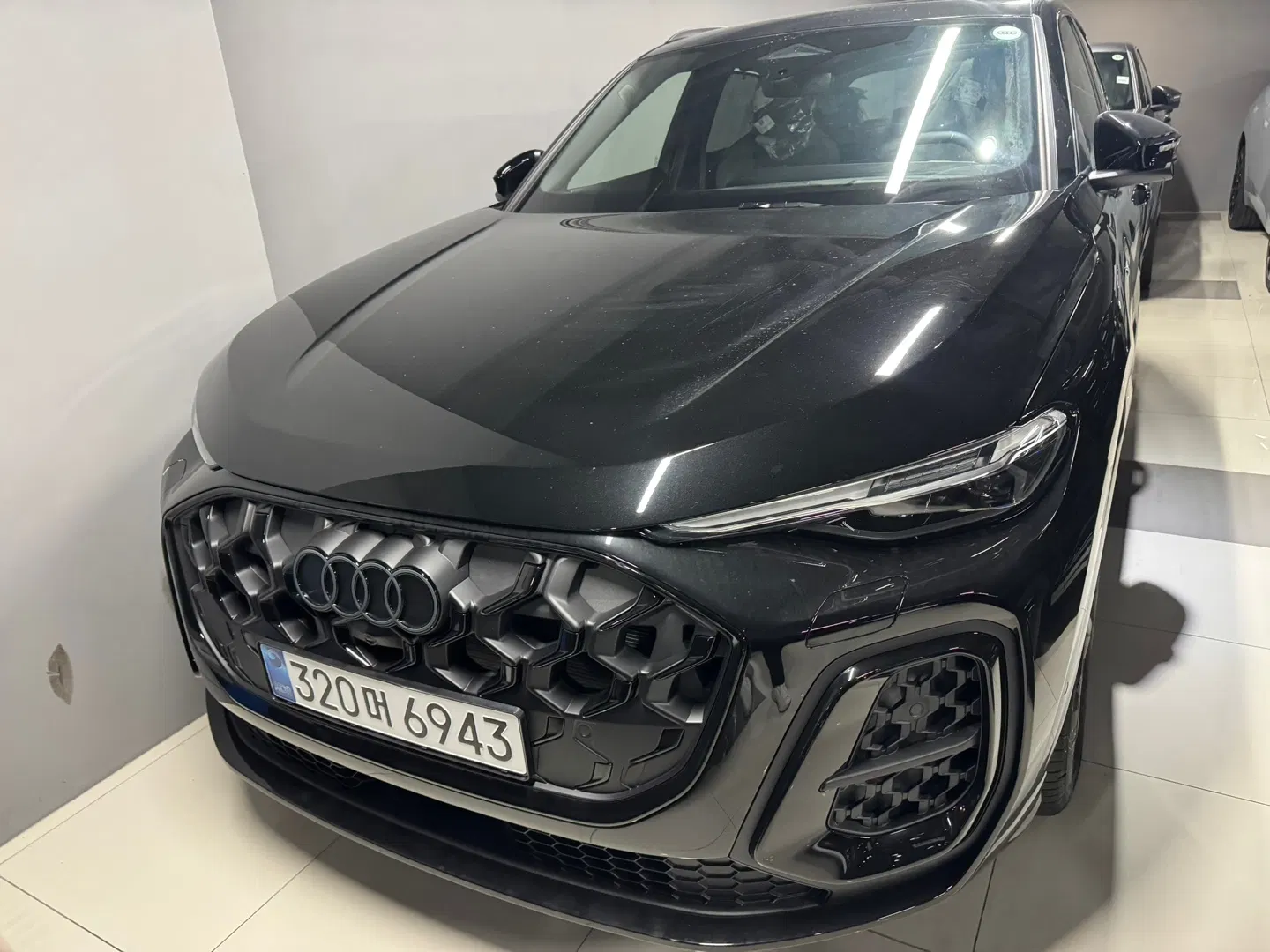Audi Q5 (80A) 40 TDI Quattro S Line Black Edition 2025 — photo 1 sur 18