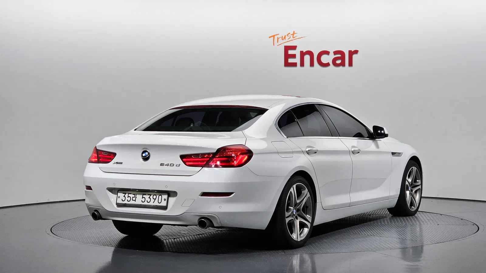 BMW Série 6 (F12) 640d xDrive GranCoupé 2014 — photo 1 sur 32