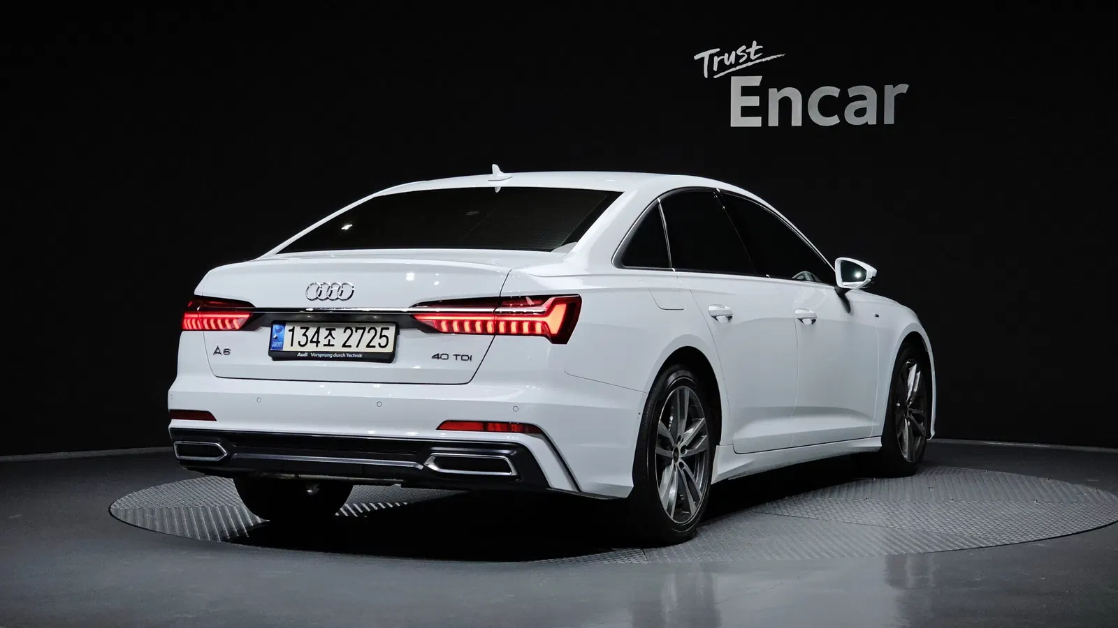 Audi A6 (C8) 40 TDI Premium 2021 — photo 1 sur 36