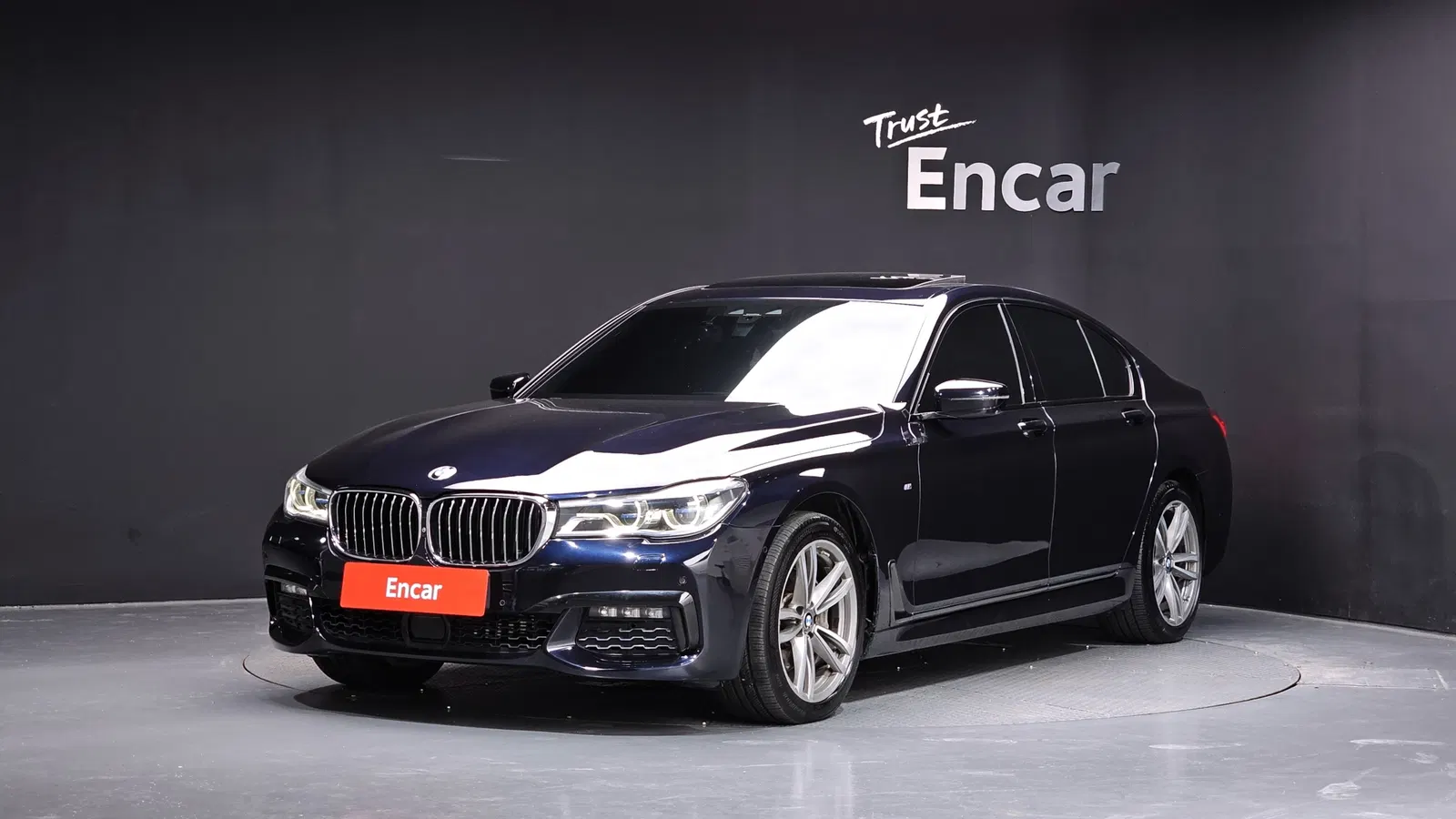 BMW Série 7 (G11) 740d xDrive M Sport 2018 — photo 1 sur 20