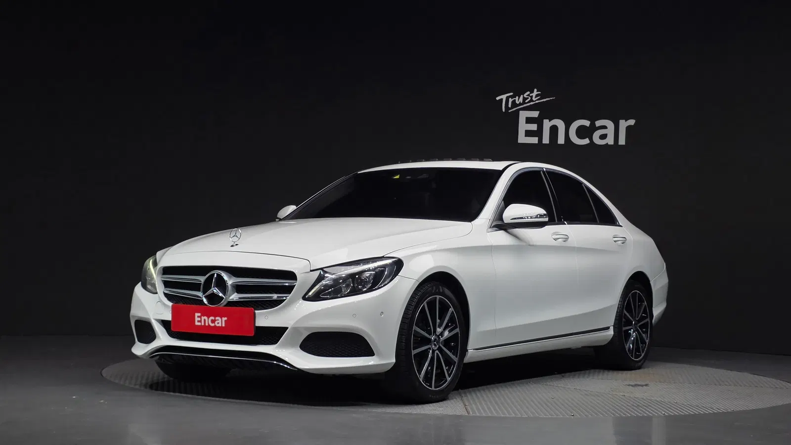 Mercedes-Benz Classe C C200 Avantgarde (W205) 2017 — photo 1 sur 20