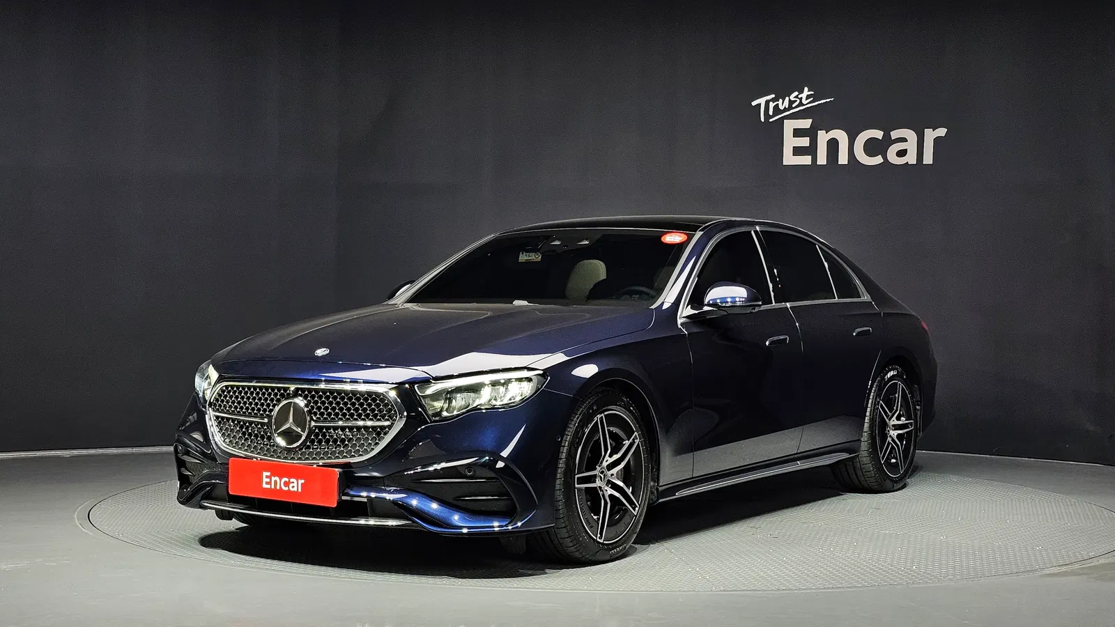 Mercedes-Benz Classe E AMG Line · E200 (W214) 2026 — photo 1 sur 20