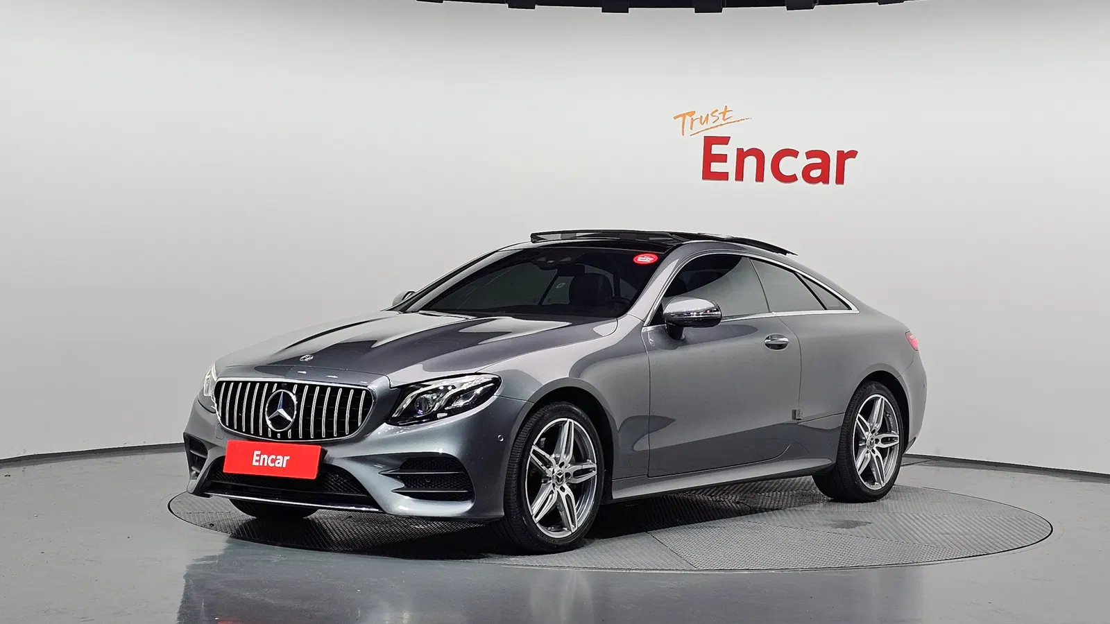 Mercedes-Benz Classe E E220d Coupé (W213) 2017 — photo 1 sur 20