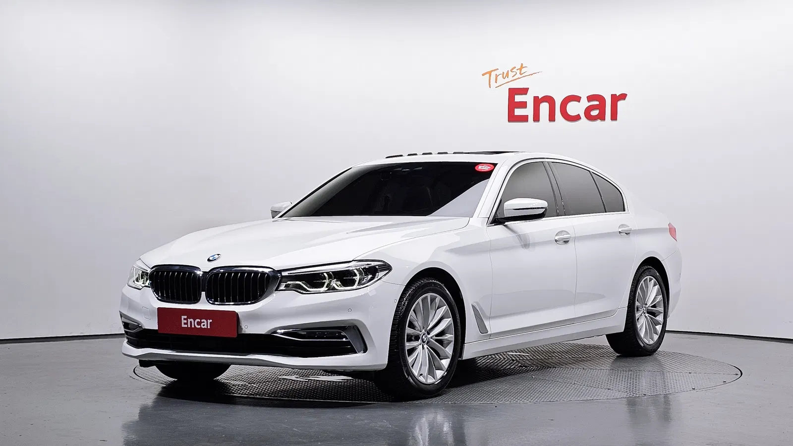 BMW Série 5 (G30) 520d Luxury Plus 2018 — photo 1 sur 26