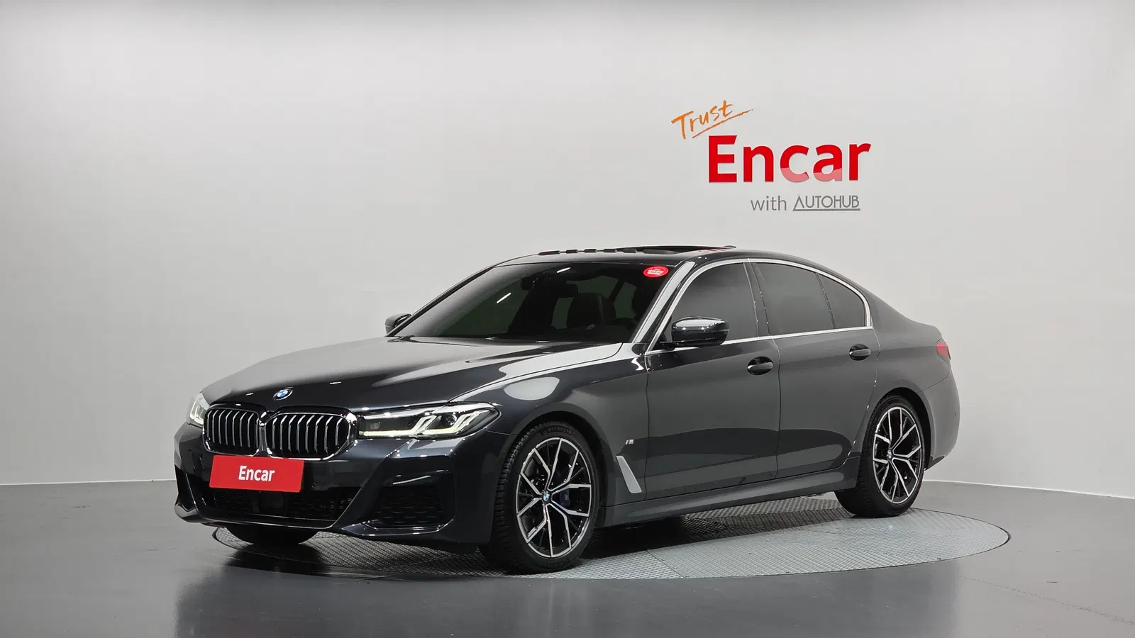 BMW Série 5 (G30) 530i M Sport 2021 — photo 1 sur 33