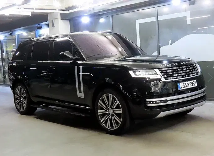 Land Rover Range Rover 5e génération P530 AB LWB 2023 — photo 1 sur 26