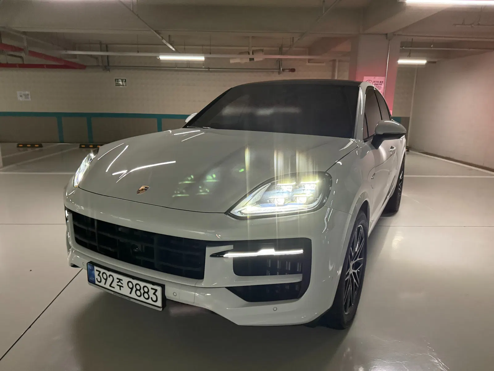 Porsche Cayenne (PO536) 3.0 E-Hybride Coupé 2025 — photo 1 sur 26