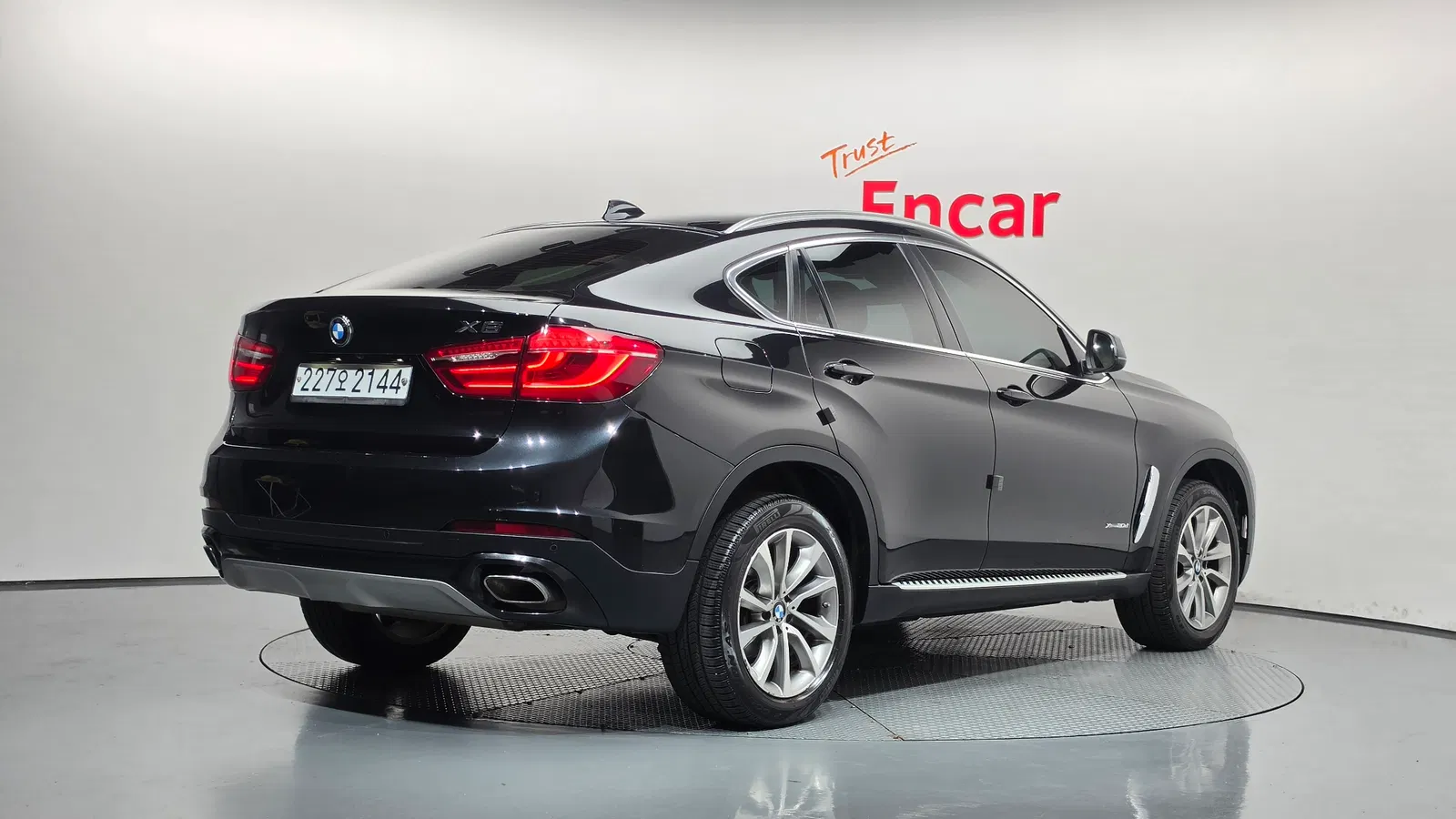 BMW X6 (F16) xDrive 30d 2017 — photo 1 sur 39
