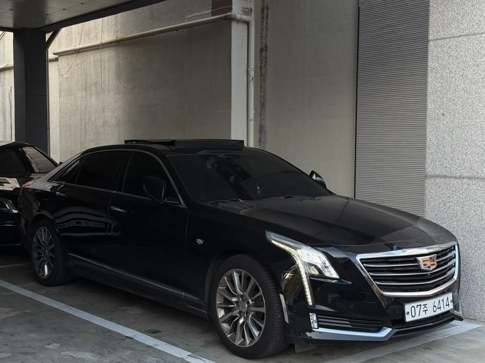 Cadillac CT6 3.6 Premium AWD 2017 — photo 1 sur 26