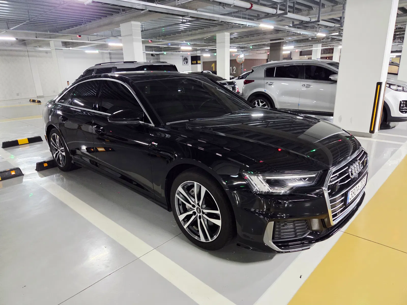 Audi A6 (C8) 45 TFSI Quattro Premium 2020 — photo 1 sur 17