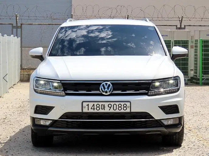 Volkswagen Tiguan 2e génération 2.0 TDI Premium 2020 — photo 1 sur 26