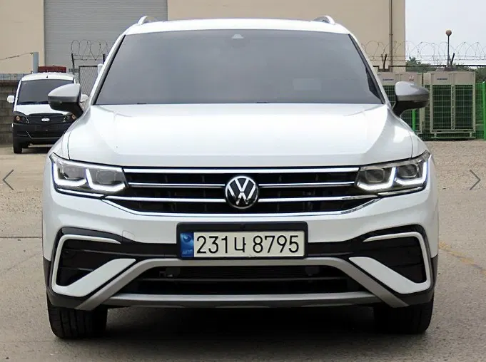 Volkswagen Tiguan Allspace 2.0 TSI Prestige 2023 — photo 1 sur 26