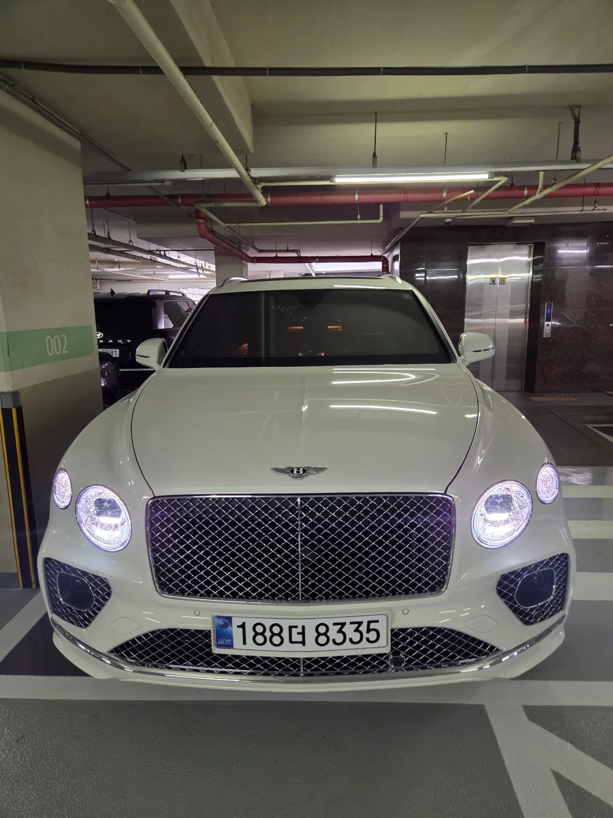 Bentley Bentayga 4.0 V8 2021 — photo 1 sur 26