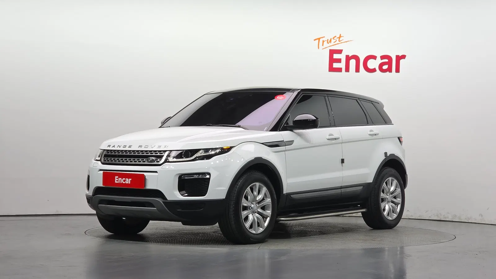 Land Rover Range Rover Evoque 2.0 TD4 SE 2018 — photo 1 sur 34