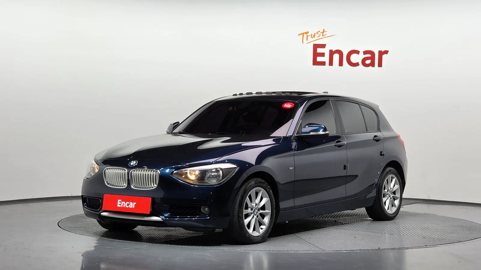BMW Série 1 (F20) 118d Urban 5 portes 2014 — photo 1 sur 20