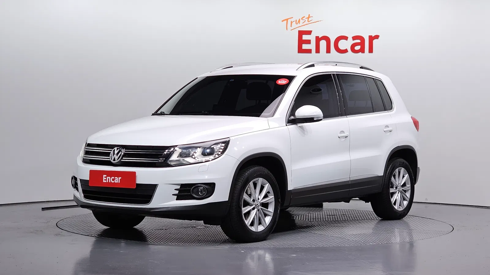 Volkswagen Tiguan 2.0 TDI Comfort 2016 — photo 1 sur 20