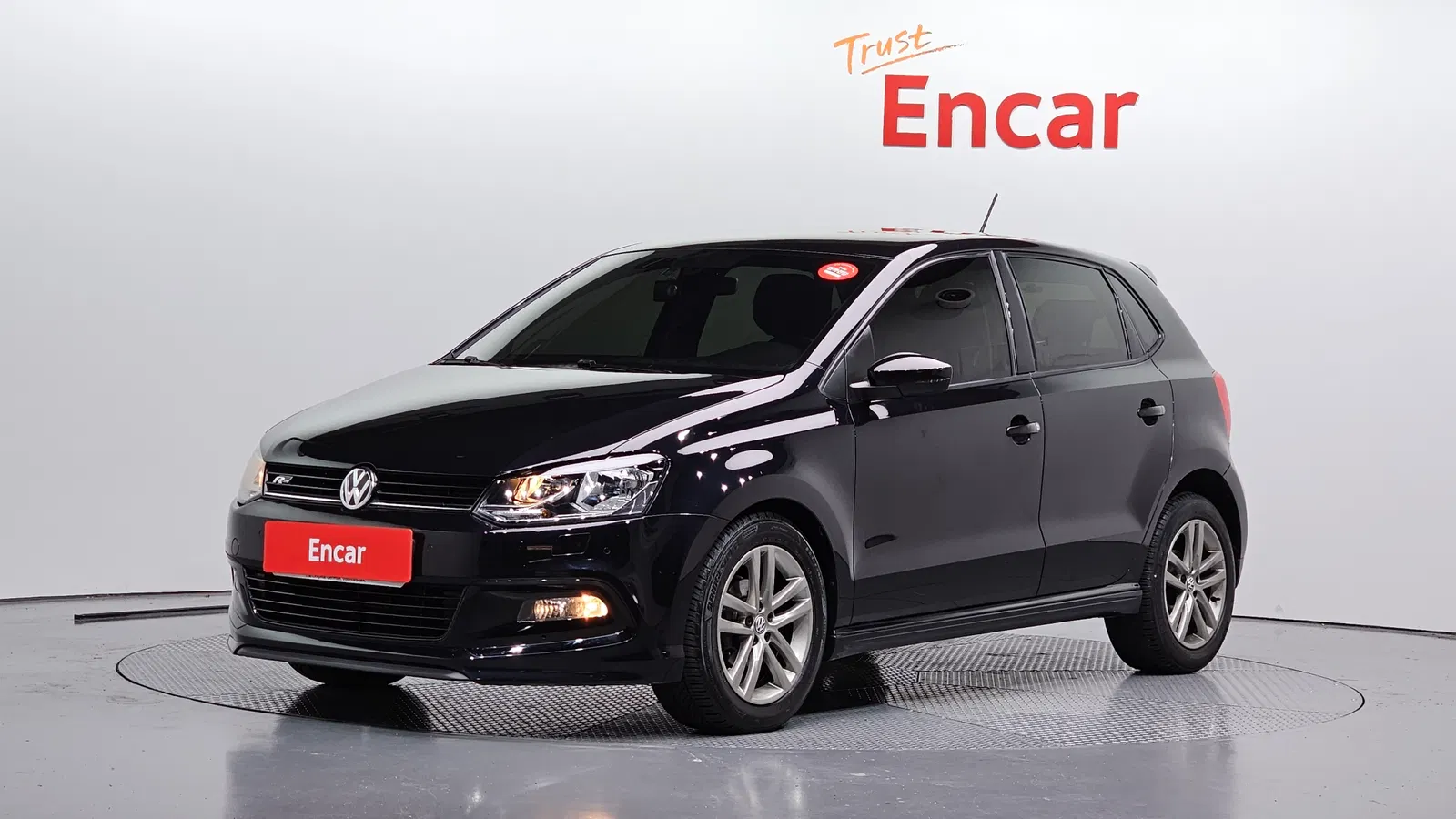 Volkswagen Polo 1.4 TDI R-Line 2016 — photo 1 sur 20
