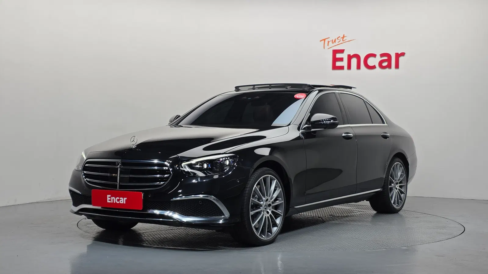 Mercedes-Benz Classe E E450 4MATIC Exclusive (W213) 2023 — photo 1 sur 20