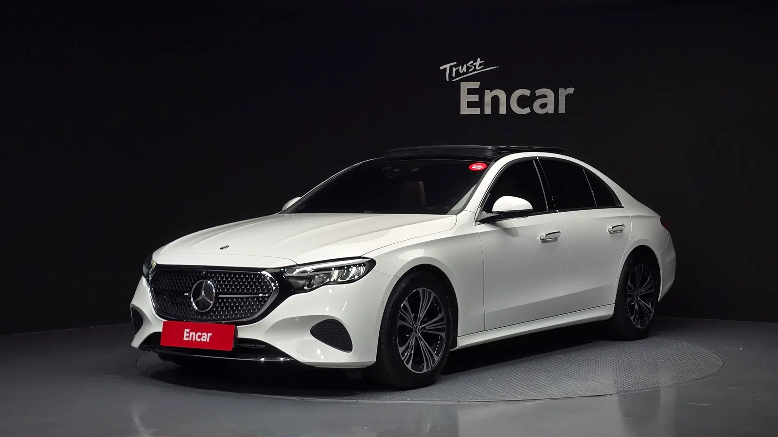 Mercedes-Benz Classe E E200 Avantgarde (W214) 2024 — photo 1 sur 30