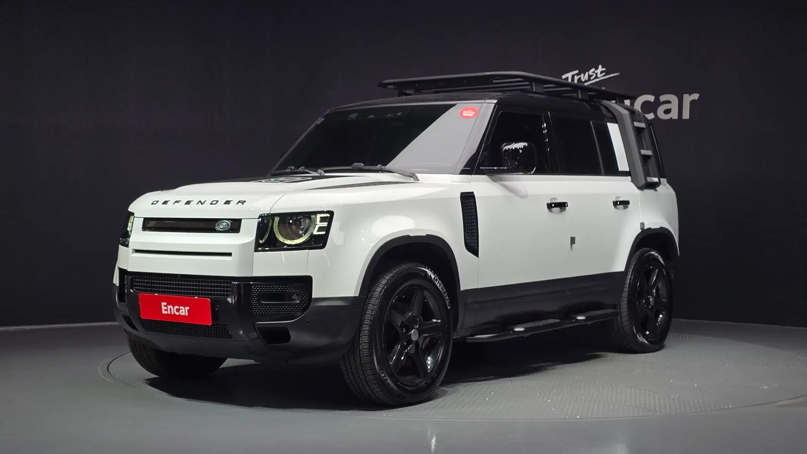Land Rover Defender (L663) 110 D250 SE 2023 — photo 1 sur 34