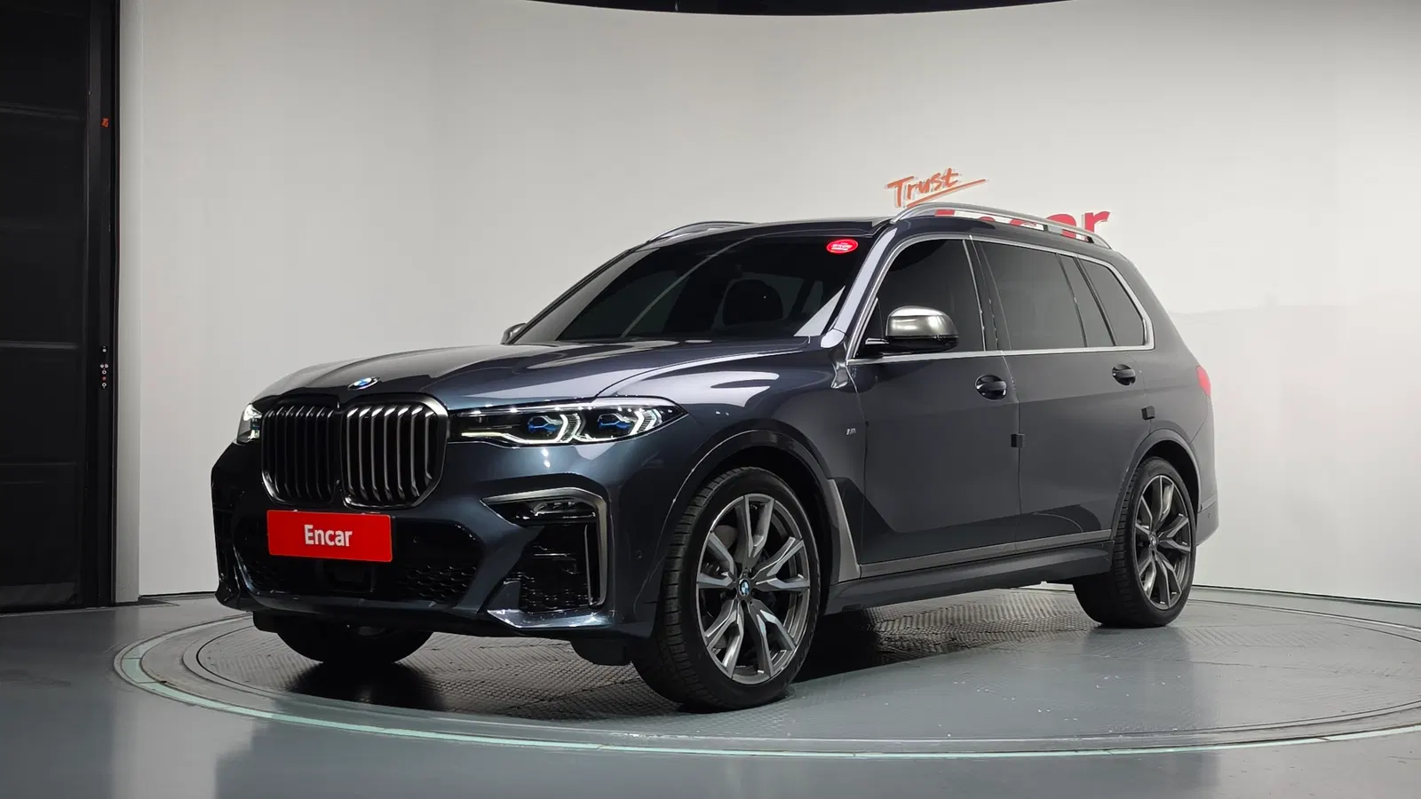 BMW X7 (G07) M50d 2020 — photo 1 sur 32