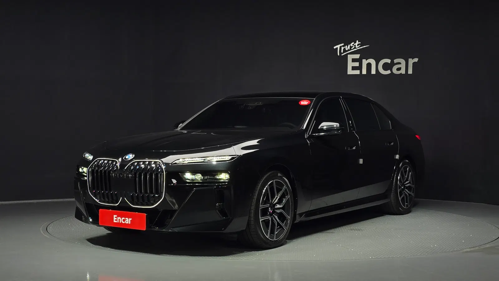 BMW Série 7 (G70) 740i xDrive M Sport Limited 2026 — photo 1 sur 36