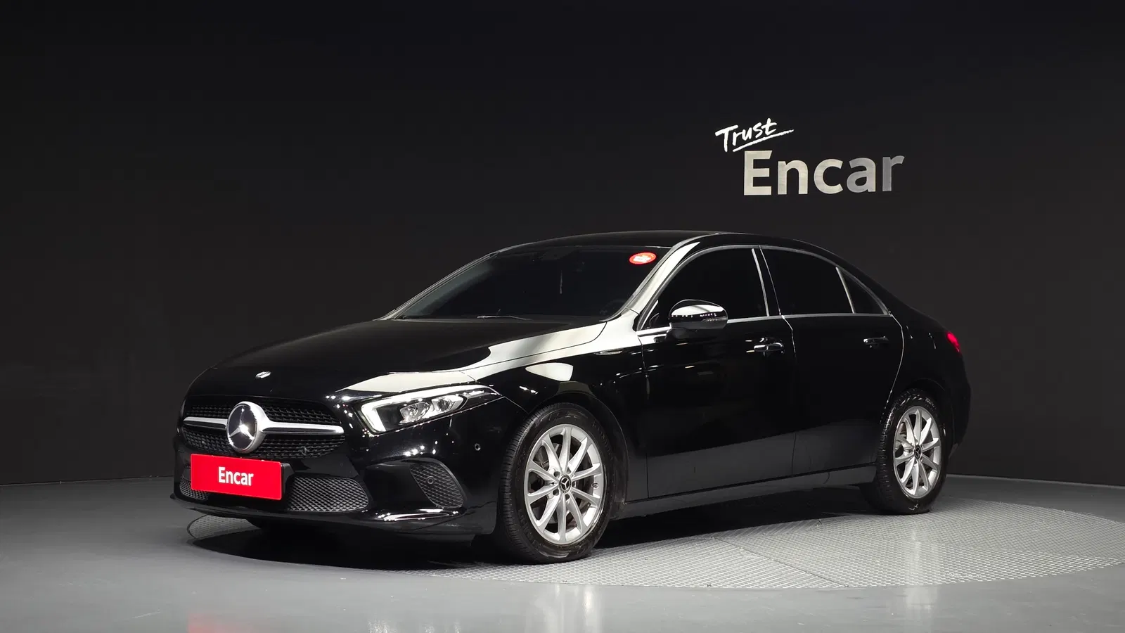 Mercedes-Benz Classe A A220 Berline (W177) 2020 — photo 1 sur 30