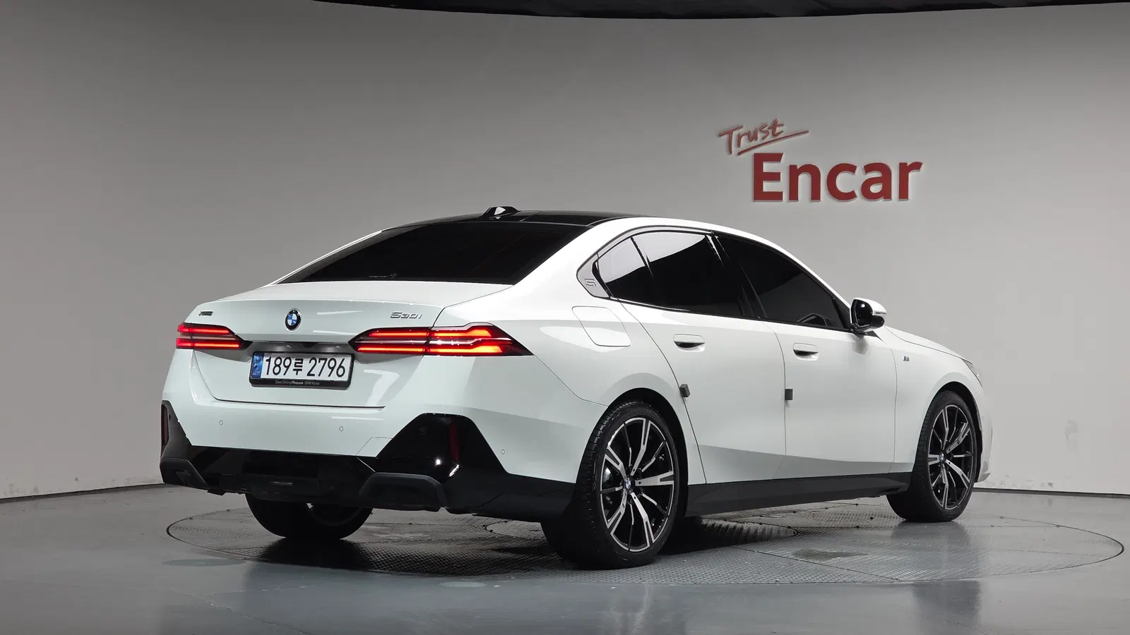 BMW Série 5 (G60) 530i xDrive M Sport 2025 — photo 1 sur 37