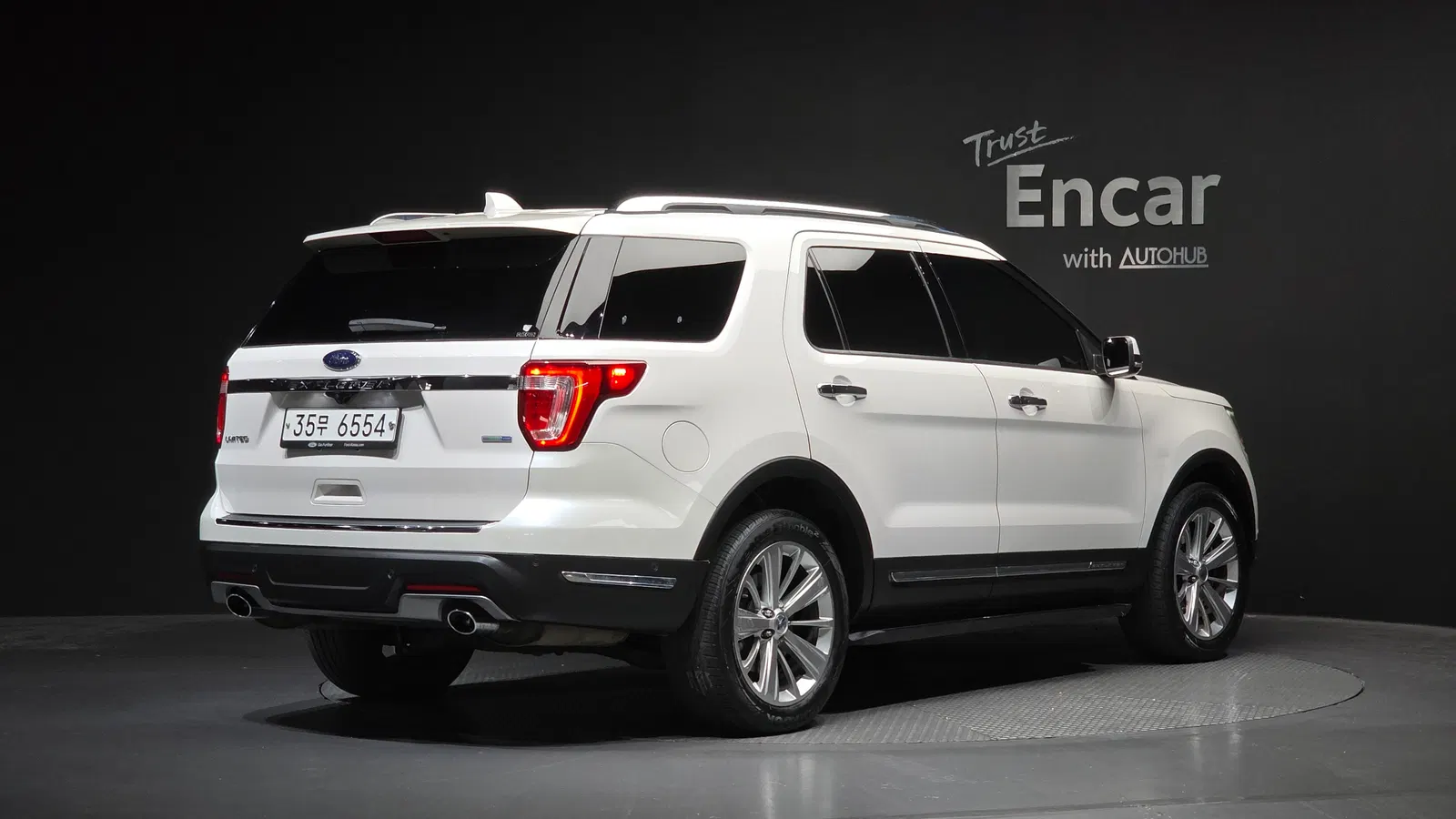 Ford Explorer 2.3 Limited 4WD 2019 — photo 1 sur 34