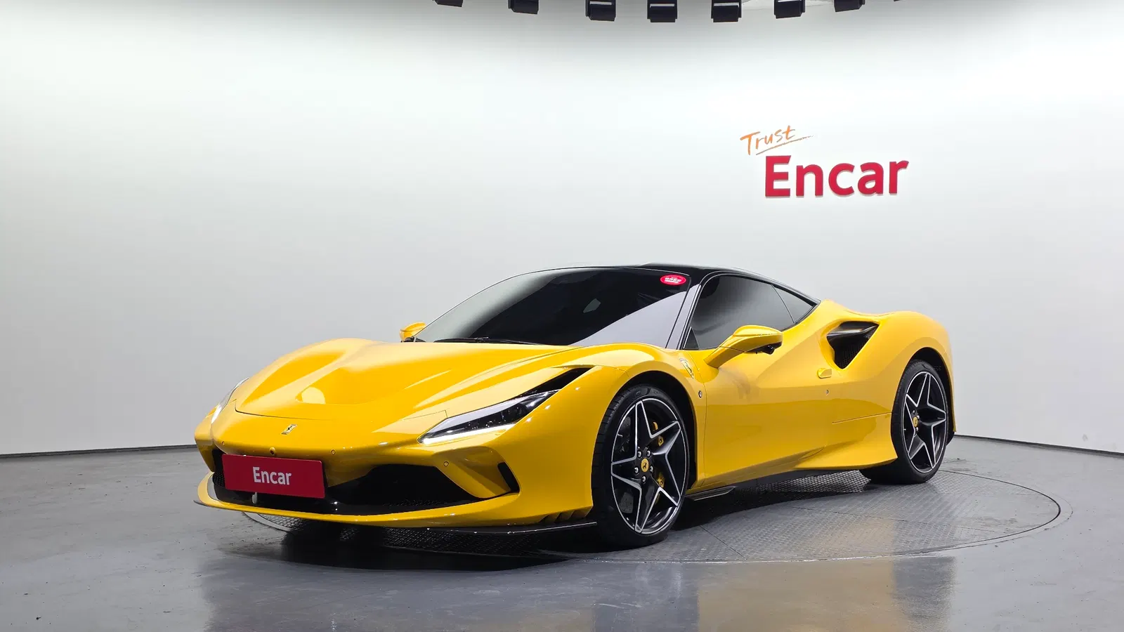 Ferrari F8 Tributo 3.9 V8 2020 — photo 1 sur 20