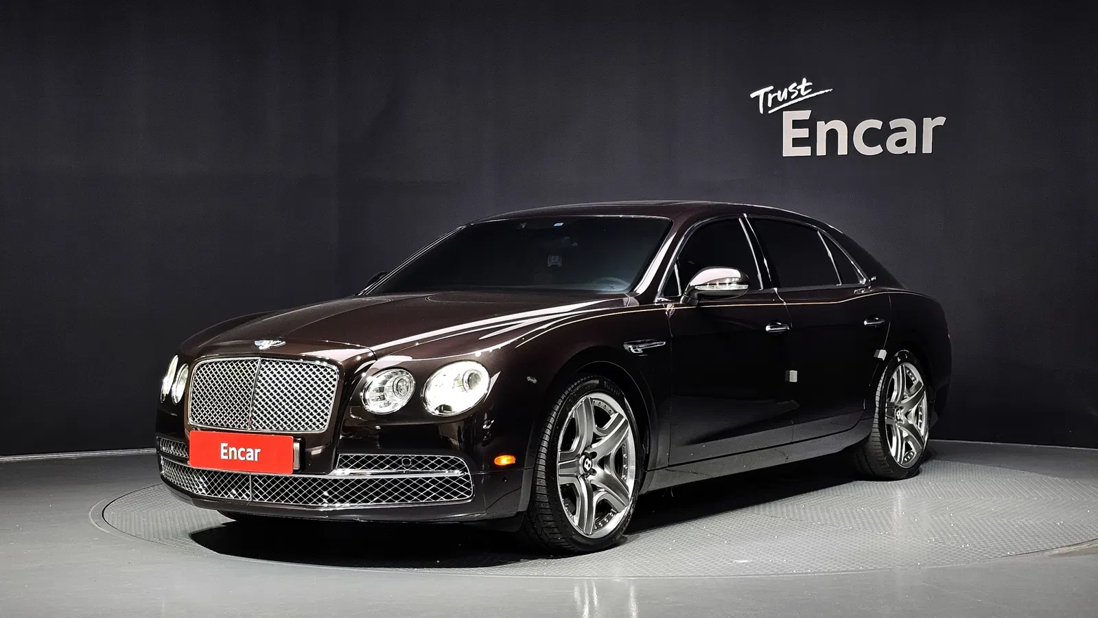 Bentley Flying Spur 2e génération 6.0 2014 — photo 1 sur 26