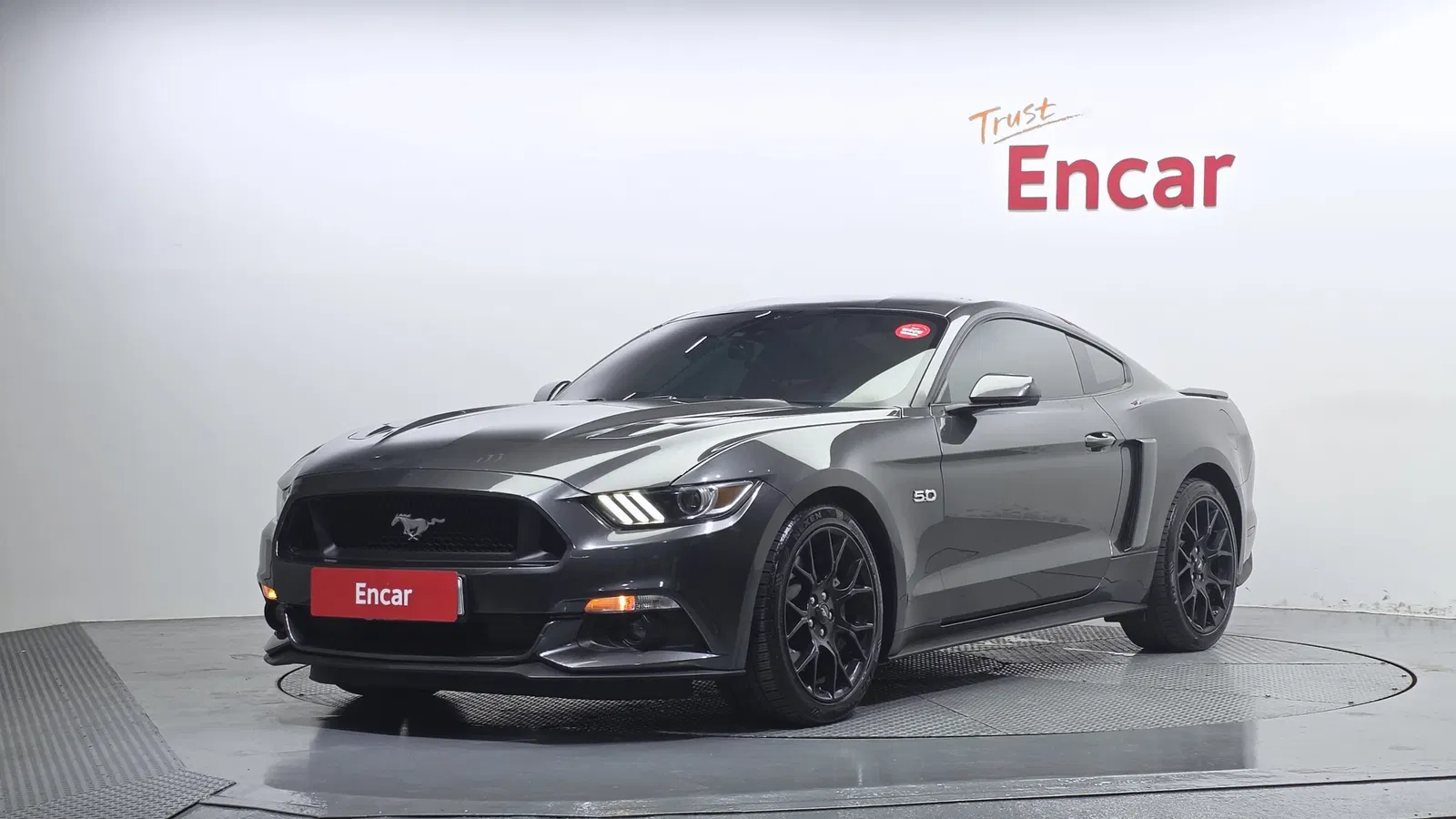 Ford Mustang GT Coupé 2016 — photo 1 sur 20