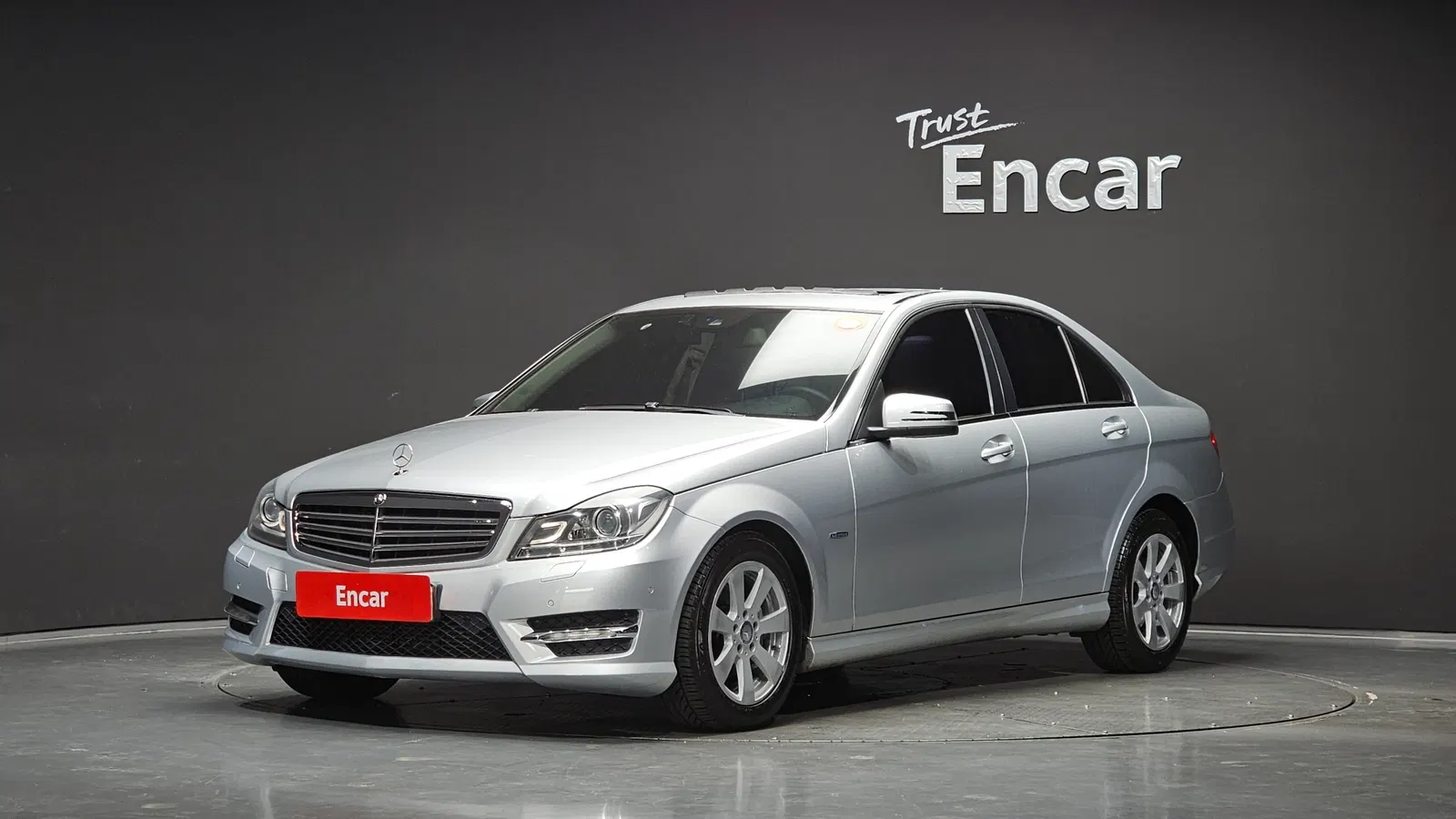 Mercedes-Benz Classe C C200 CGI (W204) 2012 — photo 1 sur 20