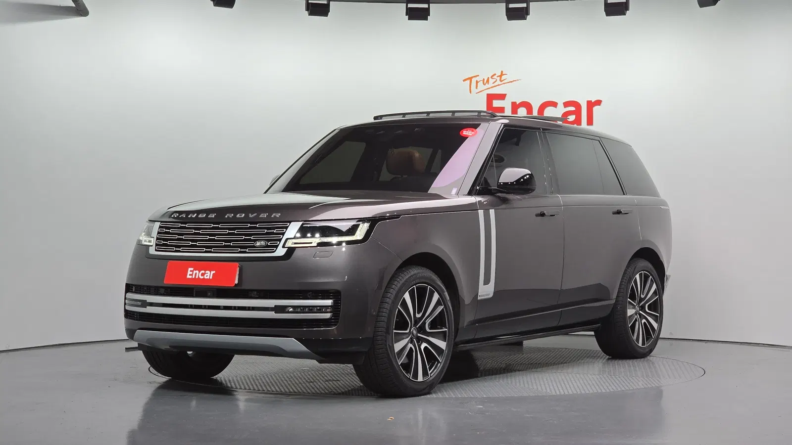 Land Rover Range Rover 5e génération P530 AB LWB 2023 — photo 1 sur 20