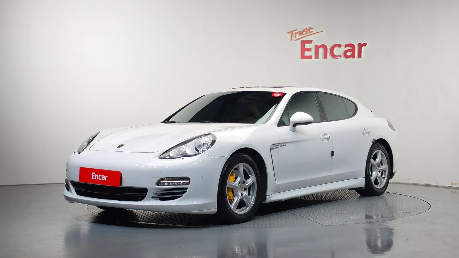 Porsche Panamera 3.0 Diesel 2012 — photo 1 sur 26